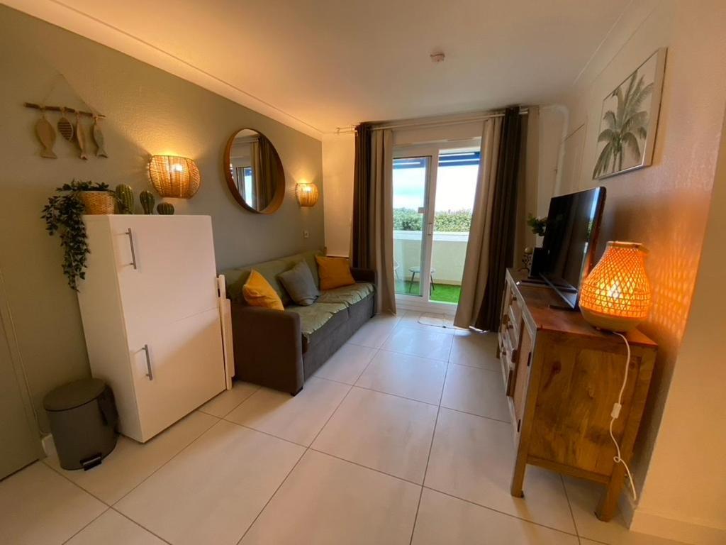 Charmant Appartement En Front De Mer Avec Piscine Лакано Экстерьер фото